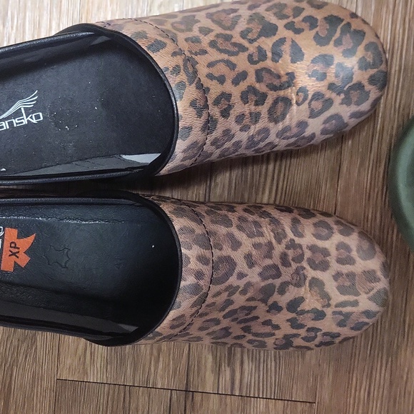 New Dansko Professional Safari Collection Shoes Size 41 Leopard print le… - Picture 5 of 5